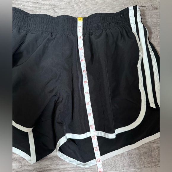 Adidas Primegreen Running Shorts - Picture 7 of 8